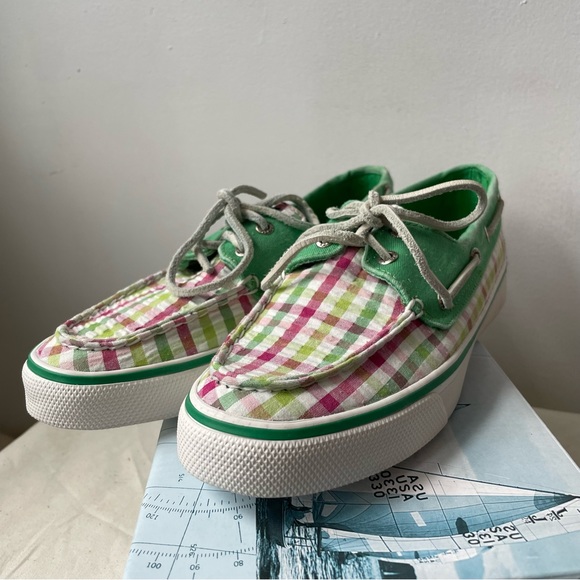 Seersucker Spring Sperry 🌸 - Picture 6 of 13